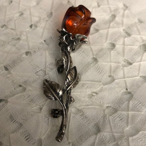 amber flower pin - Picture 1 of 8